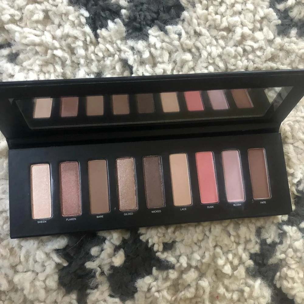 Studio Makeup Easy to Use Eyeshadow Palette